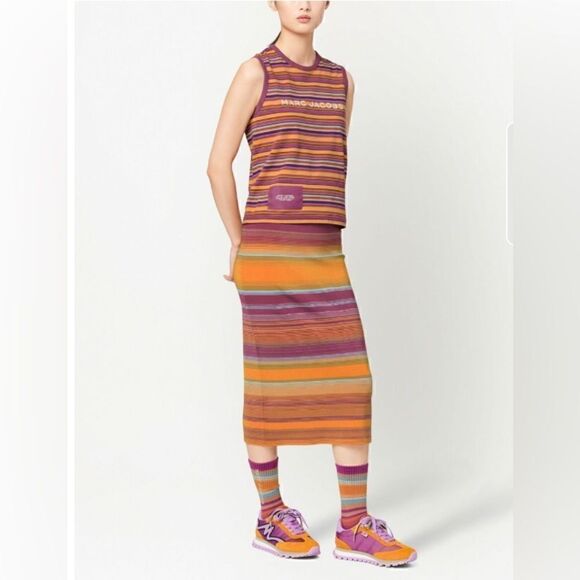 MARC JACOBS HORIZONTAL STRIPES LOGO TANK SIZE LARGE - Picture 8 of 8